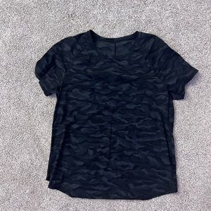LULULEMON SHIRT
